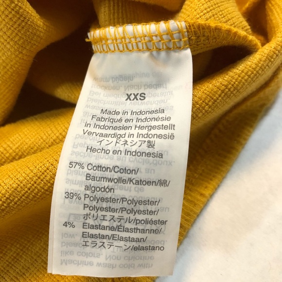 J. Crew Mustard Yellow V-neck T-Shirt Sz XXS - Picture 6 of 9
